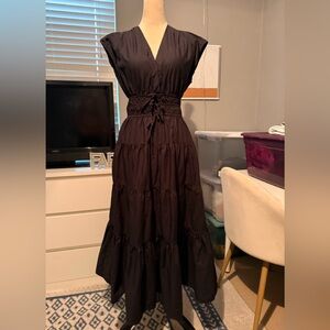 Nicole Miller Black Tiered V-Neck Maxi Dress with Smocked Waist